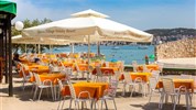 Camp Jezera Village (mobile homes Classic SUNSEEKER), Murter, Croatia - Restaurace