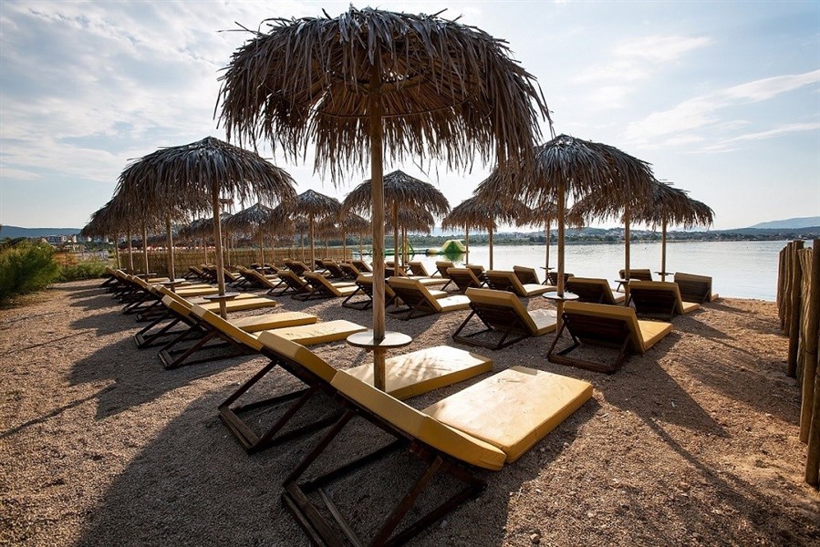 Resort Solaris (mobilne kučice), Šibenik, Hrvatska - pláž